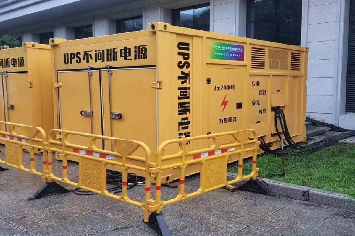 怀仁发电机租赁施工现场